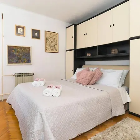 Apartment With Sea View